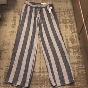 Old Navy wide leg pants